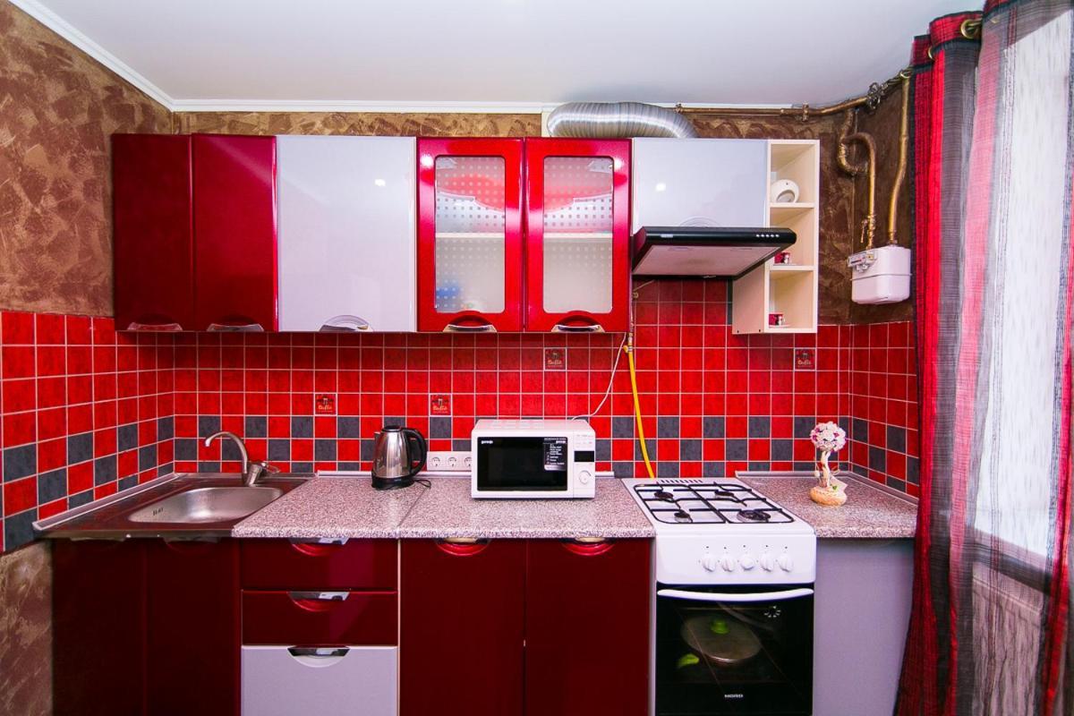 Vip Apartmens Faraon On Illinskaya 1 Floor Sumy Luaran gambar